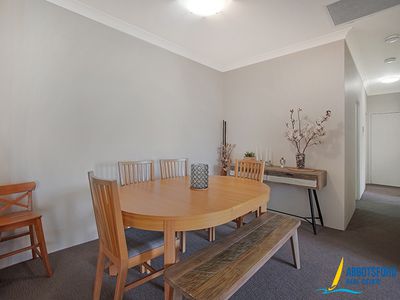 21 / 3 Figtree Avenue, Abbotsford