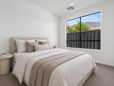2C Auriel Way, Valley View
