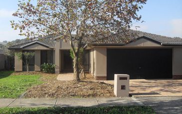 3 Castle Court, Beaconsfield