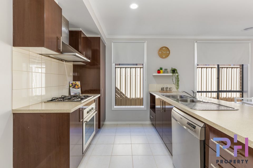 5 / 4-6 Greenview Circuit, Epsom