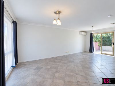 4 / 69 Donald Road, Karabar