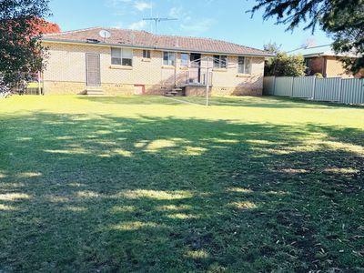 18 Ewin Street, Blayney