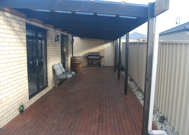 25 Coastal Court, Portland