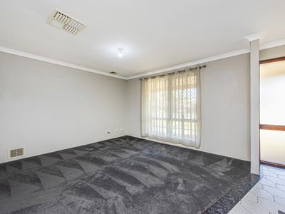 32 Jubilee Drive, Waikiki