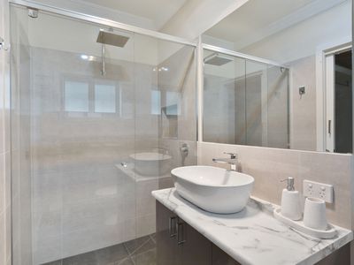 2A OAK STREET, Seymour