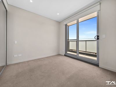 1002 / 22 Dressler Court, Merrylands