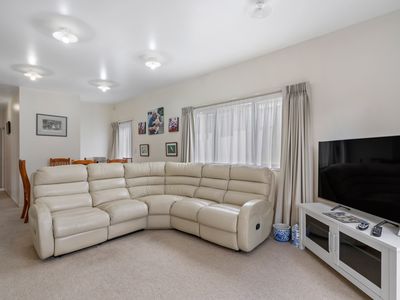 2 Glucina Place, Glen Eden