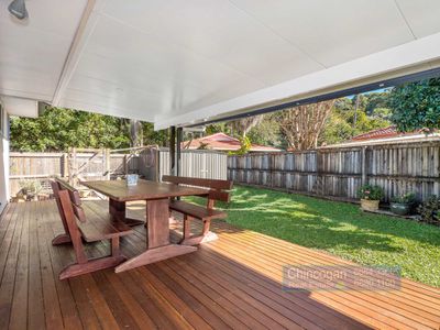 1 / 5 Aloota Crescent, Ocean Shores