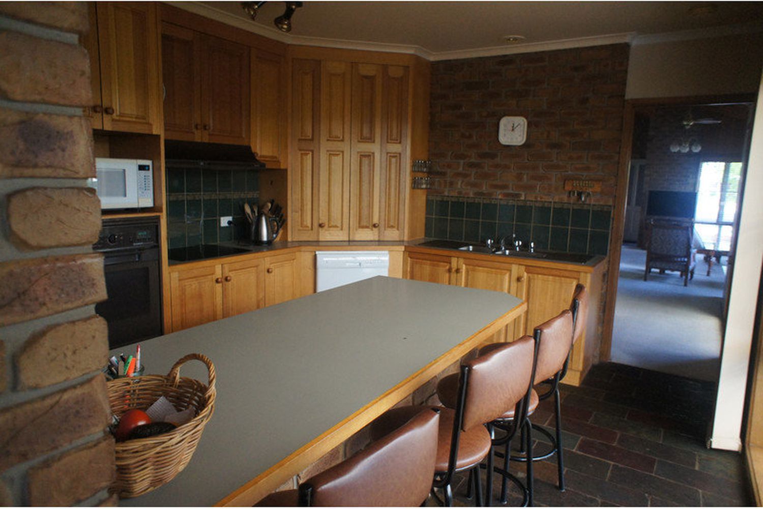 3 Lukin Court, Horsham
