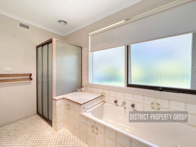 7 Prest Court, Mansfield