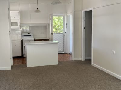 8 Irwin Street, Coolah