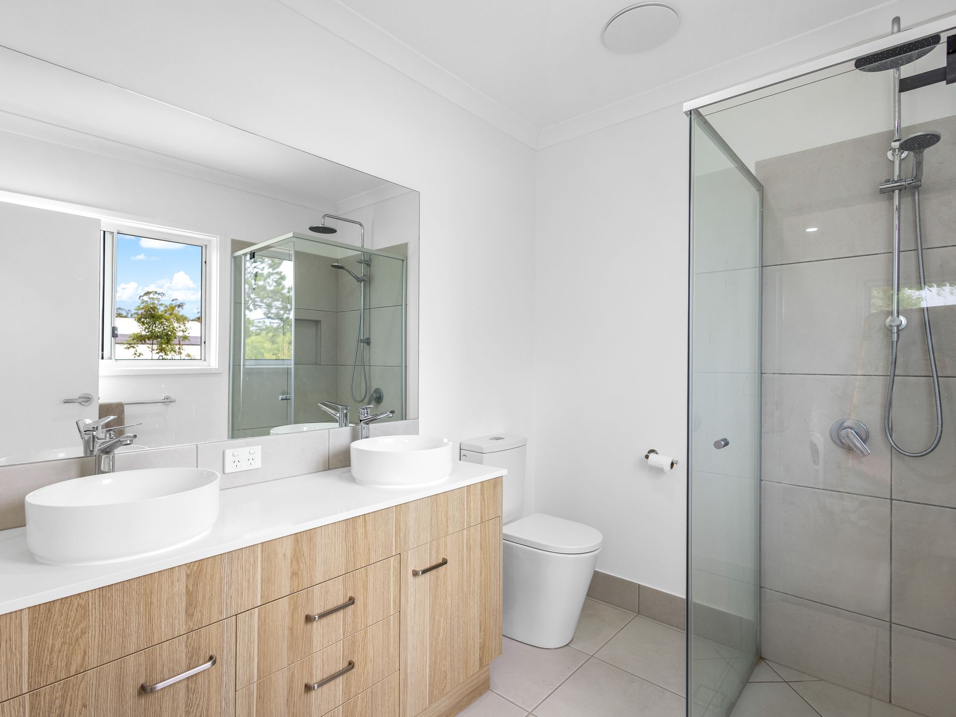 6 Majestic Drive, Pomona