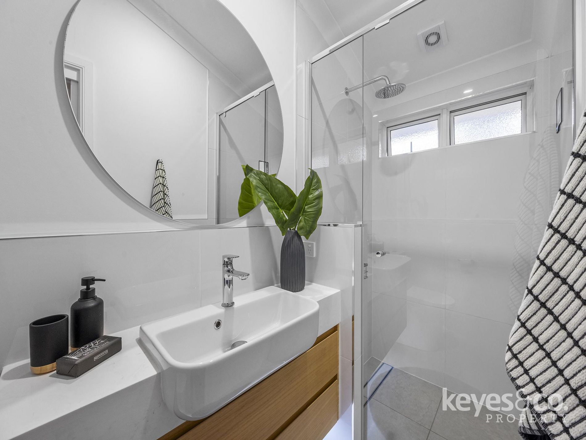 11 Kenilworth Avenue, Hyde Park