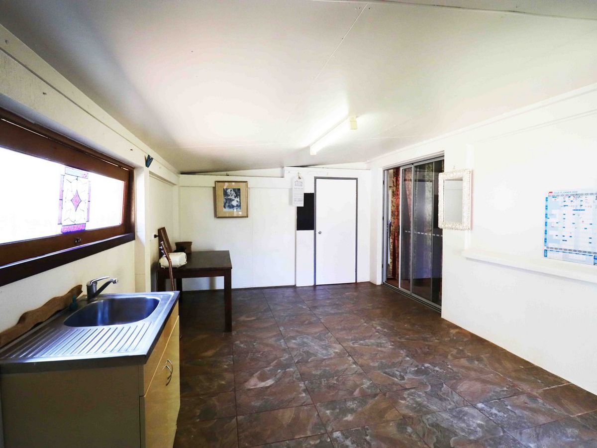 26 Mountain View Drive, Atherton