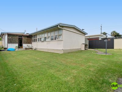 2 Peel Street, Toukley