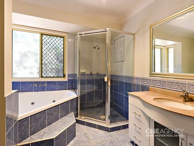 43 Viewpoint Dr, Springfield Lakes