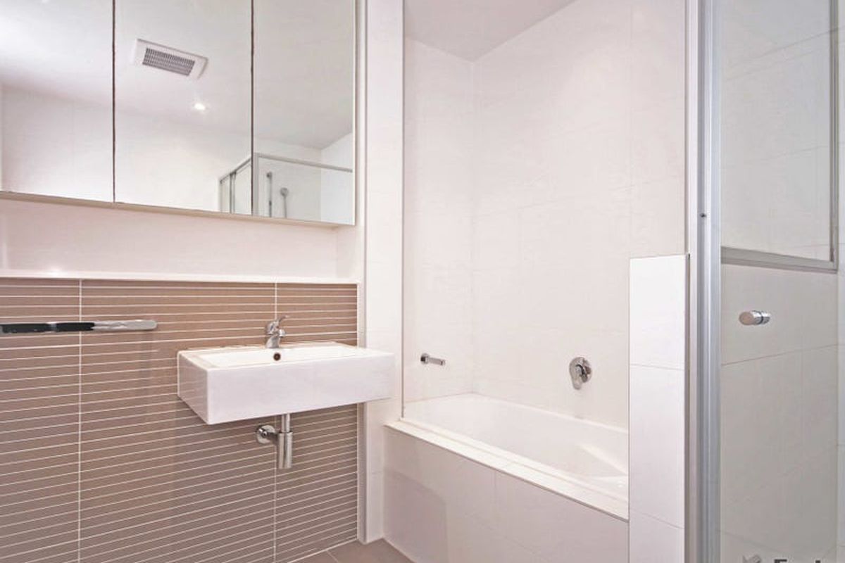 604 / 25 Hill Road, Wentworth Point