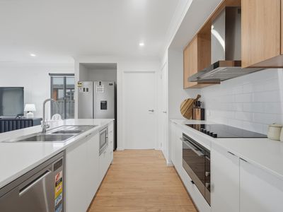 44 Deavan Drive, Shorewell Park