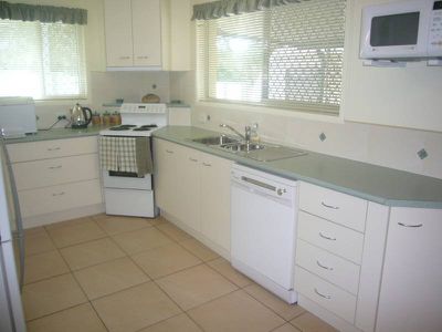 12 Barton Street, Underwood