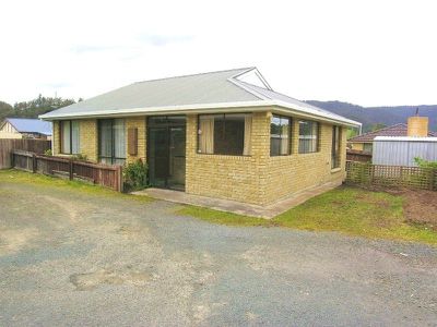 7 / 5 Louisa Street, Cygnet