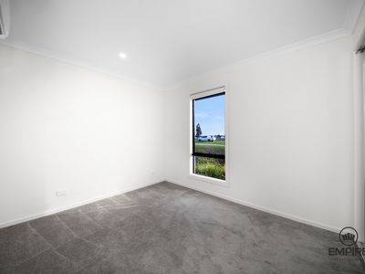 4 Gudali Walk, Clyde North