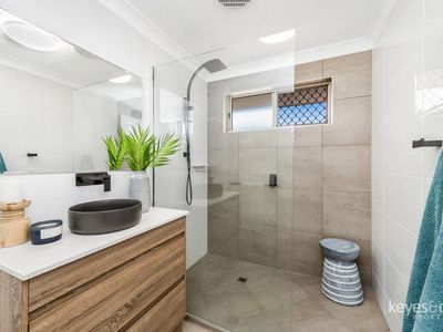 5 Dickenson Place, Kirwan