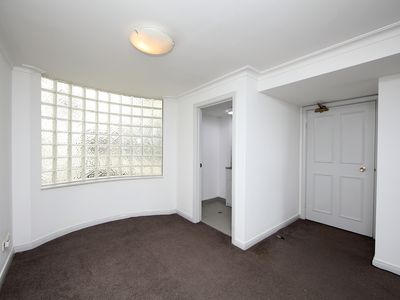 1101 / 12 Glen Street, Milsons Point