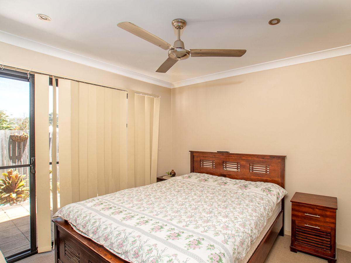 4 / 52 Shell Street, Urangan