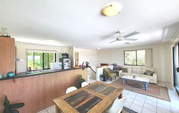 1 / 17 Advance Place, Sunrise Beach