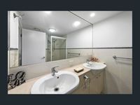 A2 / 100 Bowen Terrace, New Farm