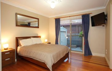 6 Dianthus Court, Narre Warren South