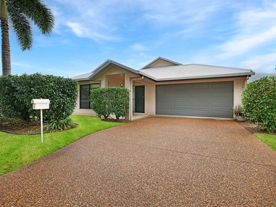8 Timberlea Drive East, Bentley Park