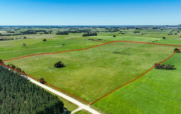 689 & 690  Croyle Road, Wandilo