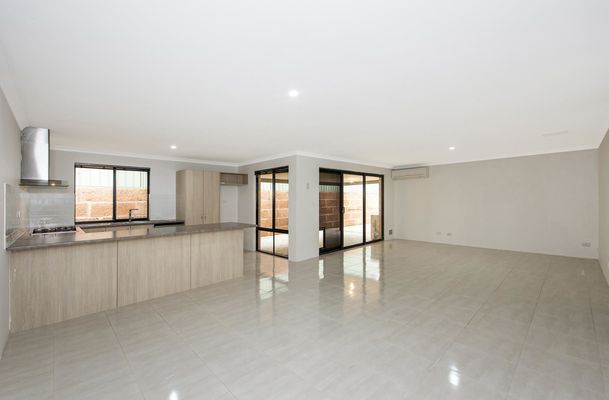 9 Explorers Crescent, Baldivis