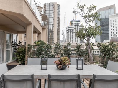 2 Bond Street, Sydney