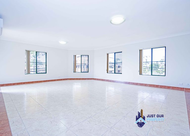 12 / 11-15 Cahors Rd, Padstow