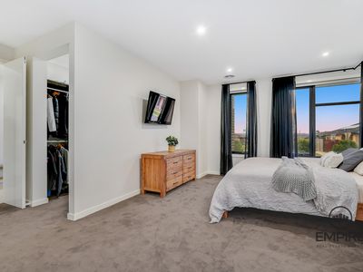 42 Hollywell Road, Clyde North