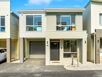 24 Wookey Glade, Riverstone