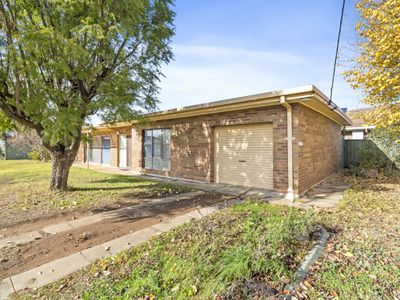 43 Hampden Street, Finley