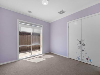 27 Rosewater Street, Manor Lakes