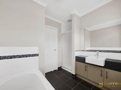 53 Haines Drive, Wyndham Vale