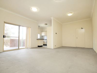 4 / 71 Railway Parade, Lakemba