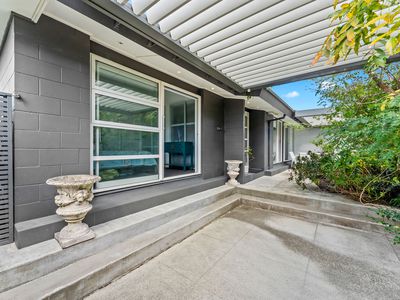 1/64 Seaview Road, Castor Bay