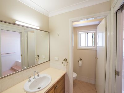 8 Currawong Road, Dubbo