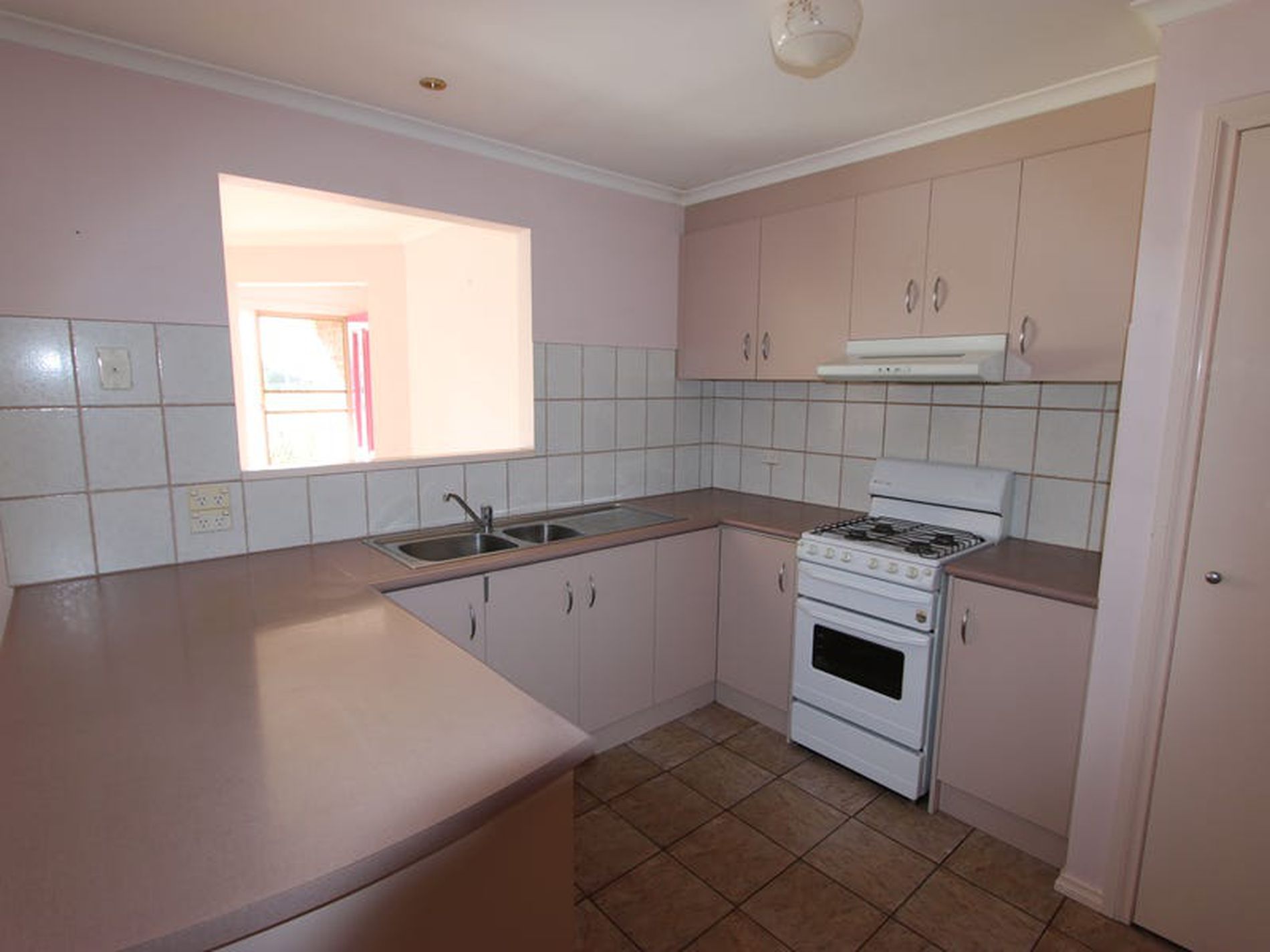 13 Stefania Mews, Whittington