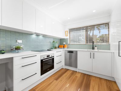 7 / 18 Kedron Street, Wooloowin