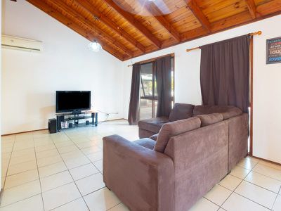 18 Min Min Court, Durack