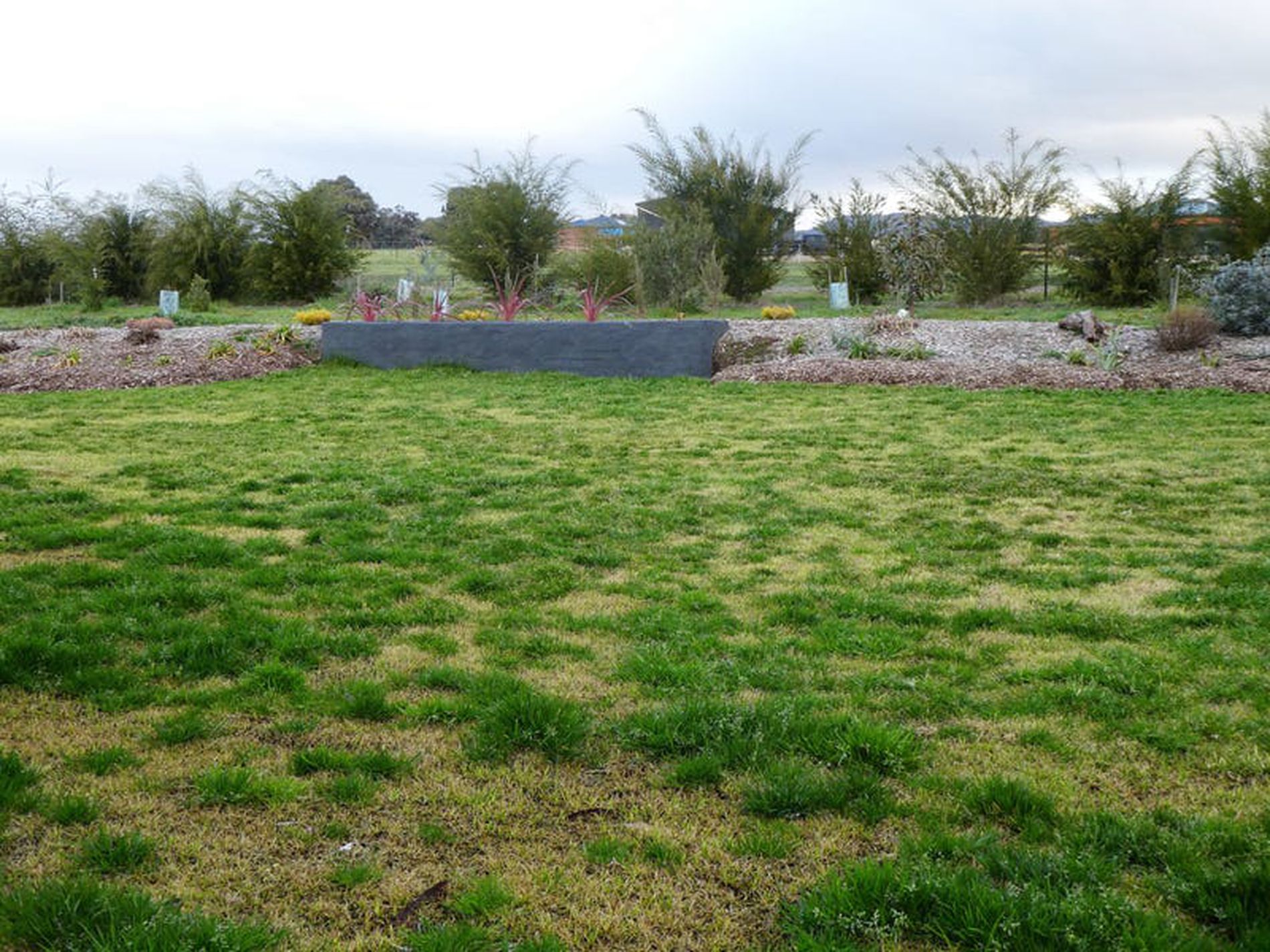 1 Red Box Ct, Seymour