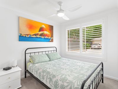 2 / 142 South Street, Tuncurry