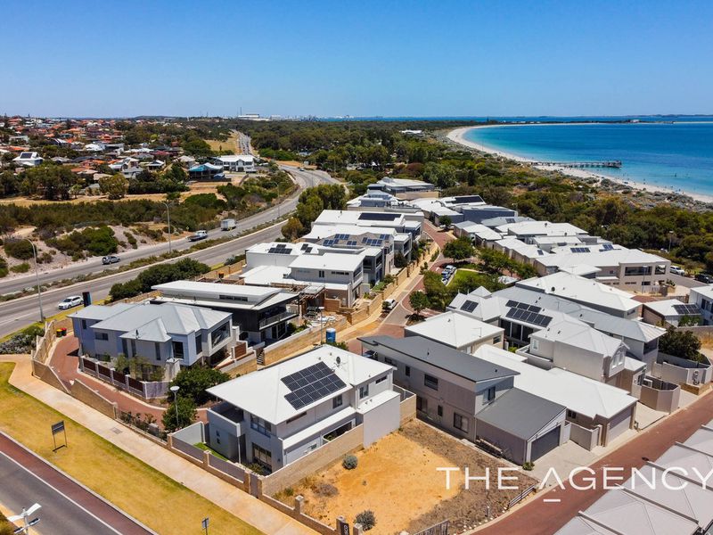 6 / 19 Perlinte View, North Coogee